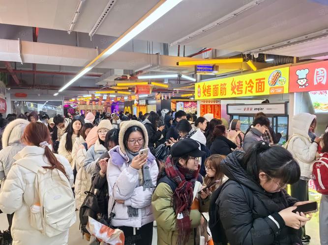 2024年6月淮阳步行街时尚美甲在几楼,淮阳步行街在哪里